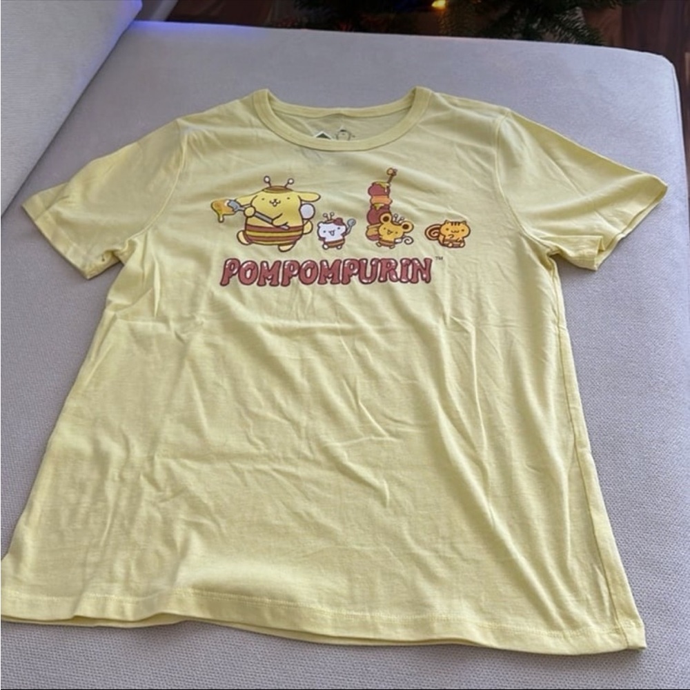 SANRIO POMPOMPURIN YELLOW GRAPHIC
T-SHIRT JUNIOR SIZE XS NWT - Picture 3 of 6